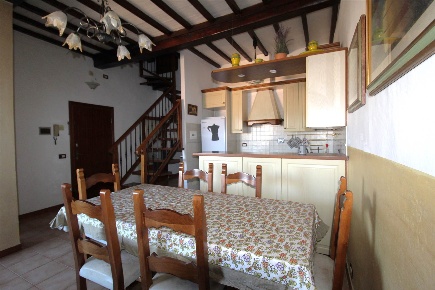 Foto Appartamento a Poggibonsi Centro di 113 m² con 4 locali in vendita