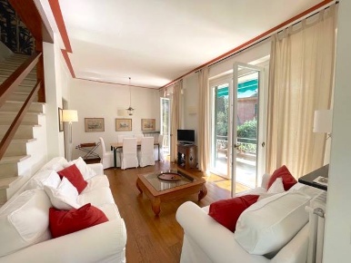 Foto Appartamento in VIA DELLA PERGOLA  6, Rapallo Centro di 127 m²