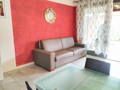 Foto Appartamento a Desenzano del Garda Rivoltella di 80 m² con 2 locali