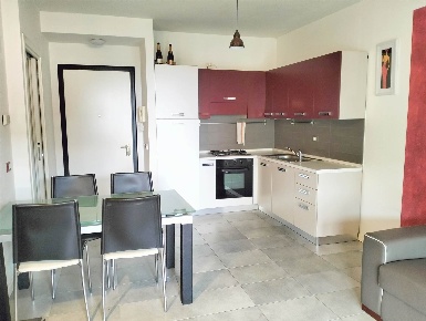 Foto Appartamento a Desenzano del Garda Rivoltella di 80 m² con 2 locali