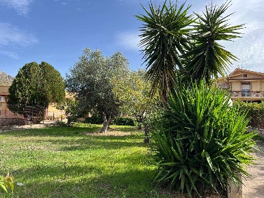 Foto Villa unifamiliare in Via Crispino Vicari 31, Misilmeri di 283 m²
