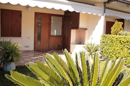 Foto Appartamento in via Giulio Cesare snc, Desenzano del Garda Rivoltella