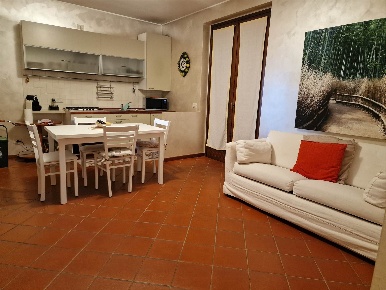 Foto Appartamento in VIA CURTATONE  52, Desenzano del Garda di 60 m²