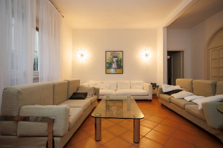 Foto Villa singola a Cervia Mare di 350 m² con 10 locali in vendita