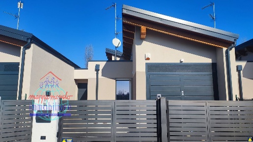 Foto Villa bifamiliare in VIA MONTESSORI, San Giovanni in Persiceto