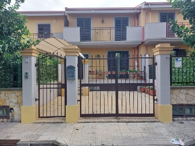 Foto Villa a schiera in Via BASTIONE 15, Milazzo Ponente di 168 m²