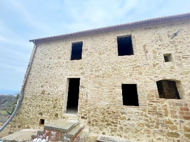 Foto Appartamento a Poggibonsi Centro di 145 m² con 5 locali in vendita
