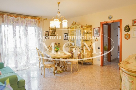 Foto Appartamento a Pontedera Villaggi, Bellaria di 110 m² con 5 locali