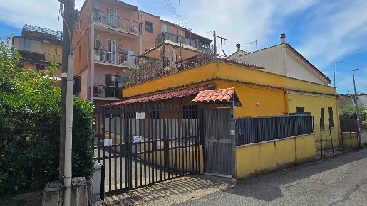 Foto Appartamento in VIA DEGLI INTAGLIATORI, Roma in affitto