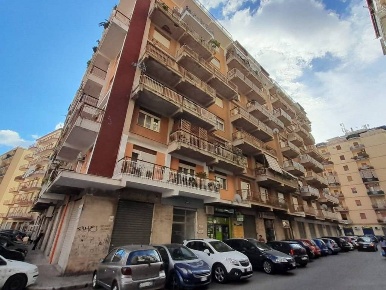 Foto Appartamento in VIA POLIZIANO, Palermo in affitto