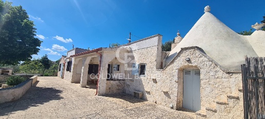 Foto Villa unifamiliare in Via Monte Stabile, Martina Franca di 155 m²