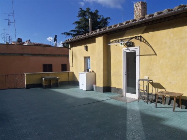 Foto Appartamento in Via Emilio Bianchi 20, Viterbo di 45 m² con 2 locali