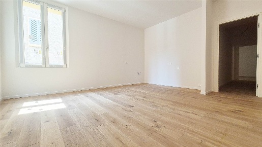 Foto Appartamento a Modena Centro Storico di 110 m² con 4 locali in vendita