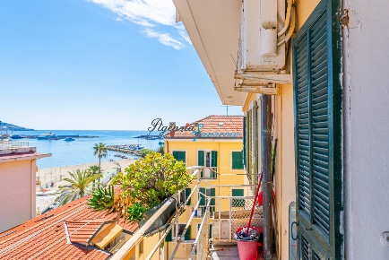 Foto Appartamento in Corso Nazario Sauro 57, Sanremo Porto Vecchio di 51 m²