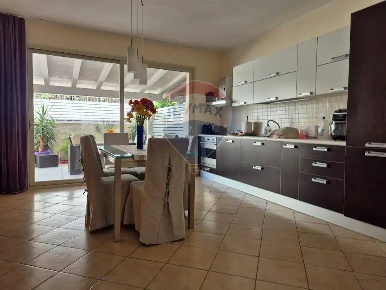 Foto Villa a schiera in via josè maria escrivà marina di ragusa, Ragusa