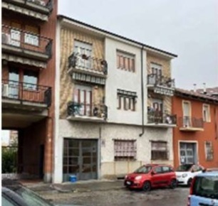 Foto Appartamento in Via Rovereto 9, Torino Santa Rita di 77 m² in aste