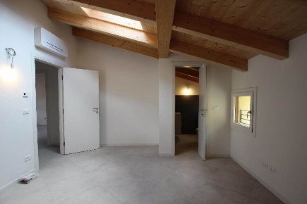 Foto Appartamento in VIA UGO BASSI 62, Cento Cento Paese di 87 m²