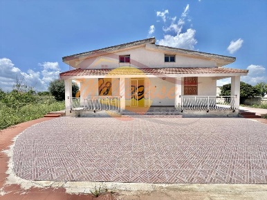 Foto Villa unifamiliare in via isole delle Molucche, Siracusa Arenella