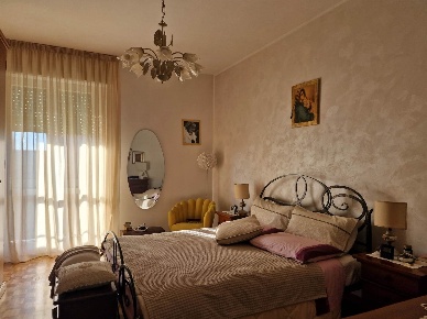 Foto Appartamento a Mantova Centro di 95 m² con 4 locali in vendita