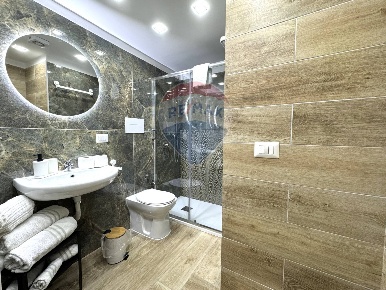 Foto Appartamento in Via Carlo Nazzaro 10, Napoli Monte Santo di 42 m²