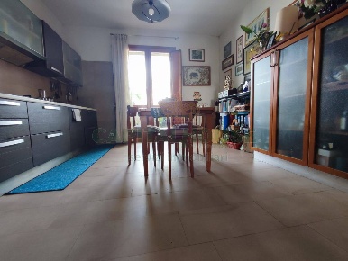 Foto Appartamento in P.le Gambale, Avellino di 130 m² con 4 locali