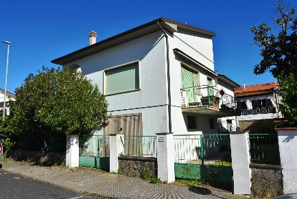 Foto Villa in via Calatafimi, Rosignano Marittimo in vendita