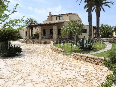 Foto Villa unifamiliare a Augusta in vendita