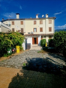 Foto Appartamento a Vittorio Veneto di 135 m² con 6 locali in vendita