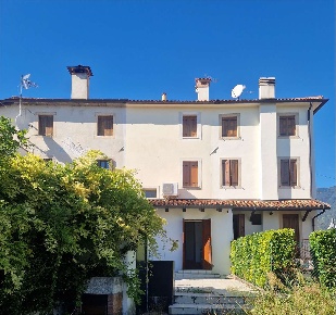 Foto Appartamento a Vittorio Veneto di 135 m² con 6 locali in vendita