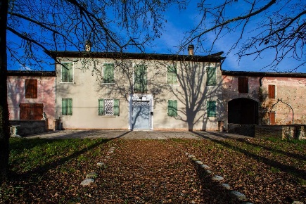 Foto Villa in Via Grazie 6, Correggio in vendita