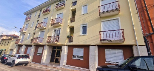 Foto Appartamento in Via Porcia 11, Vittorio Veneto Centro di 152 m²