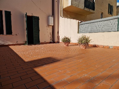 Foto Appartamento a Cecina Cecina Centro di 158 m² con 5 locali in vendita
