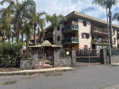 Foto Appartamento in Via IV Novembre 138, Aci Catena in vendita
