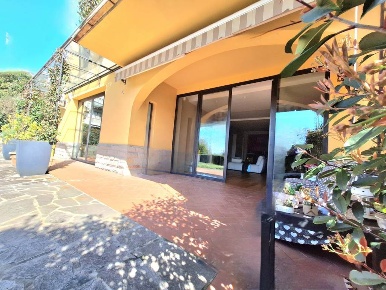 Foto Appartamento a Bagno a Ripoli Centro di 170 m² con 6 locali in vendita