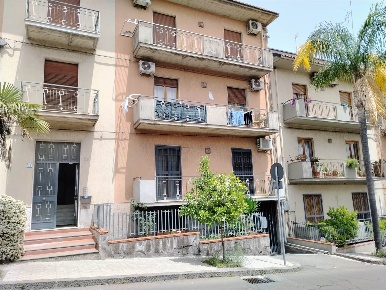 Foto Appartamento in Via Badia 26, Aci Catena in vendita