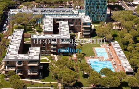 Foto Appartamento a Jesolo Pineta di 90 m² con 4 locali in vendita