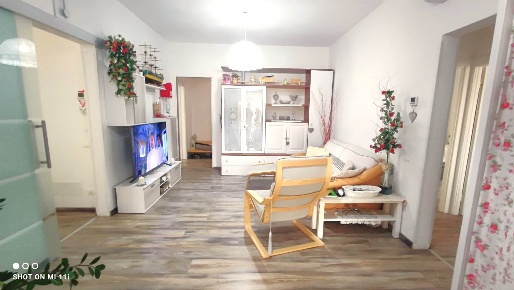 Foto Appartamento in Via val di cecina snc, Cecina di 120 m² con 5 locali