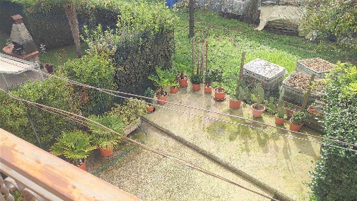 Foto Villa bifamiliare a Quarrata Masiano di 160 m² con 6 locali in vendita