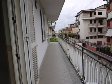 Foto Appartamento a Orta di Atella di 120 m² con 4 locali in vendita