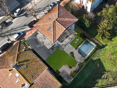 Foto Villa unifamiliare a San Miniato Isola, Roffia di 220 m² con 7 locali