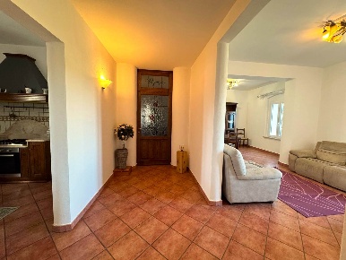 Foto Appartamento a Cecina di 140 m² con 8 locali in vendita