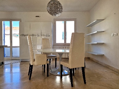 Foto Appartamento in Via Trento, Cecina Cecina Centro di 160 m² in vendita
