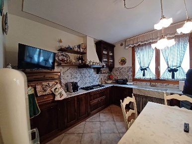 Foto Appartamento in ia Eleonora Fonseca Pimentel, San Miniato di 80 m²