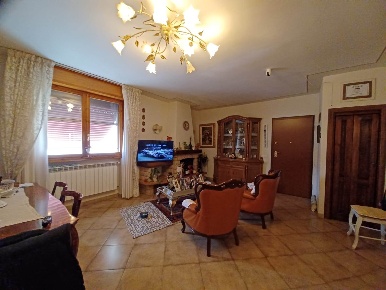 Foto Appartamento in ia Eleonora Fonseca Pimentel, San Miniato di 80 m²