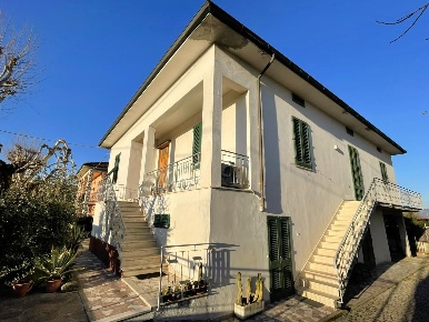 Foto Casa indipendente a San Miniato San Miniato Basso di 295 m² in vendita