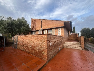 Foto Villa unifamiliare a San Miniato San Donato di 500 m² con 15 locali