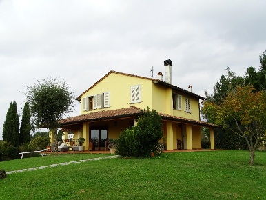 Foto Villa unifamiliare a San Miniato La Scala, Calenzano di 350 m²
