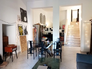 Foto Appartamento a San Miniato Centro Storico di 135 m² con 4 locali