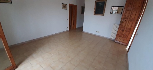 Foto Appartamento a Cecina Cecina Centro di 140 m² con 6 locali in vendita