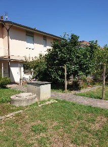 Foto Villa a schiera a San Miniato San Miniato Basso di 260 m² con 9 locali